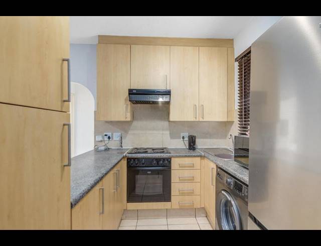 1 BEDROOM APARTMENT FOR SALE IN LONEHILL
